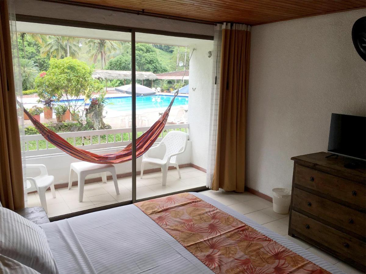 Hotel Hacienda El Diamante Villeta Eksteriør billede