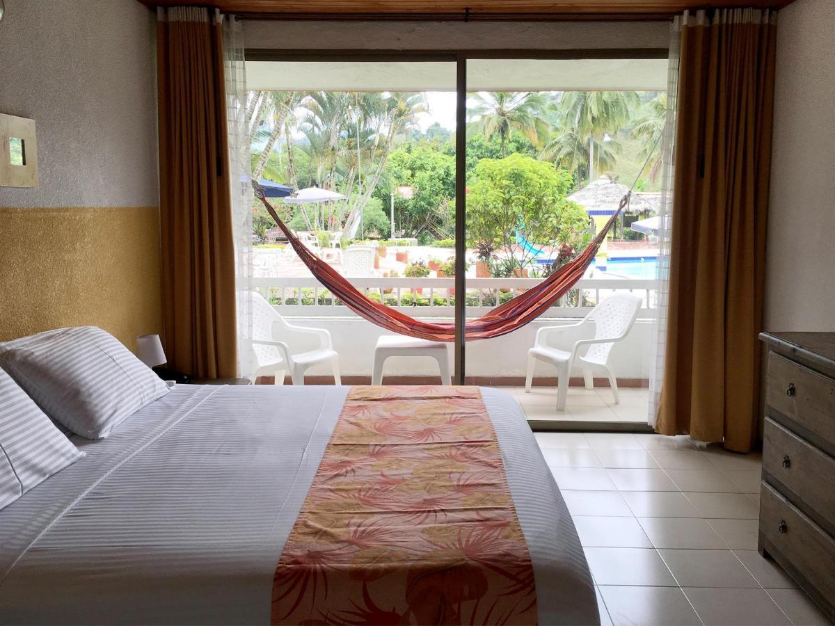 Hotel Hacienda El Diamante Villeta Eksteriør billede