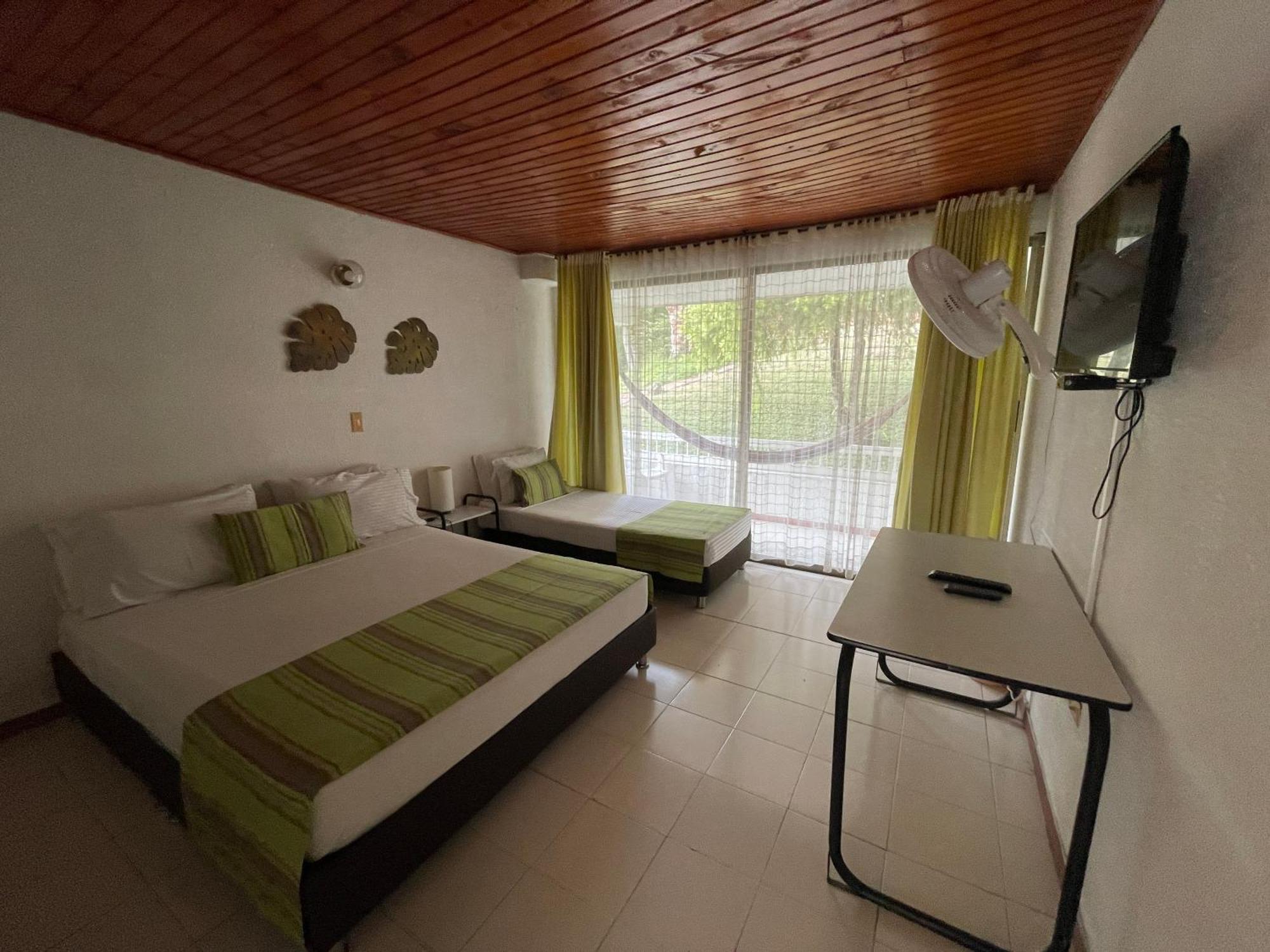 Hotel Hacienda El Diamante Villeta Eksteriør billede