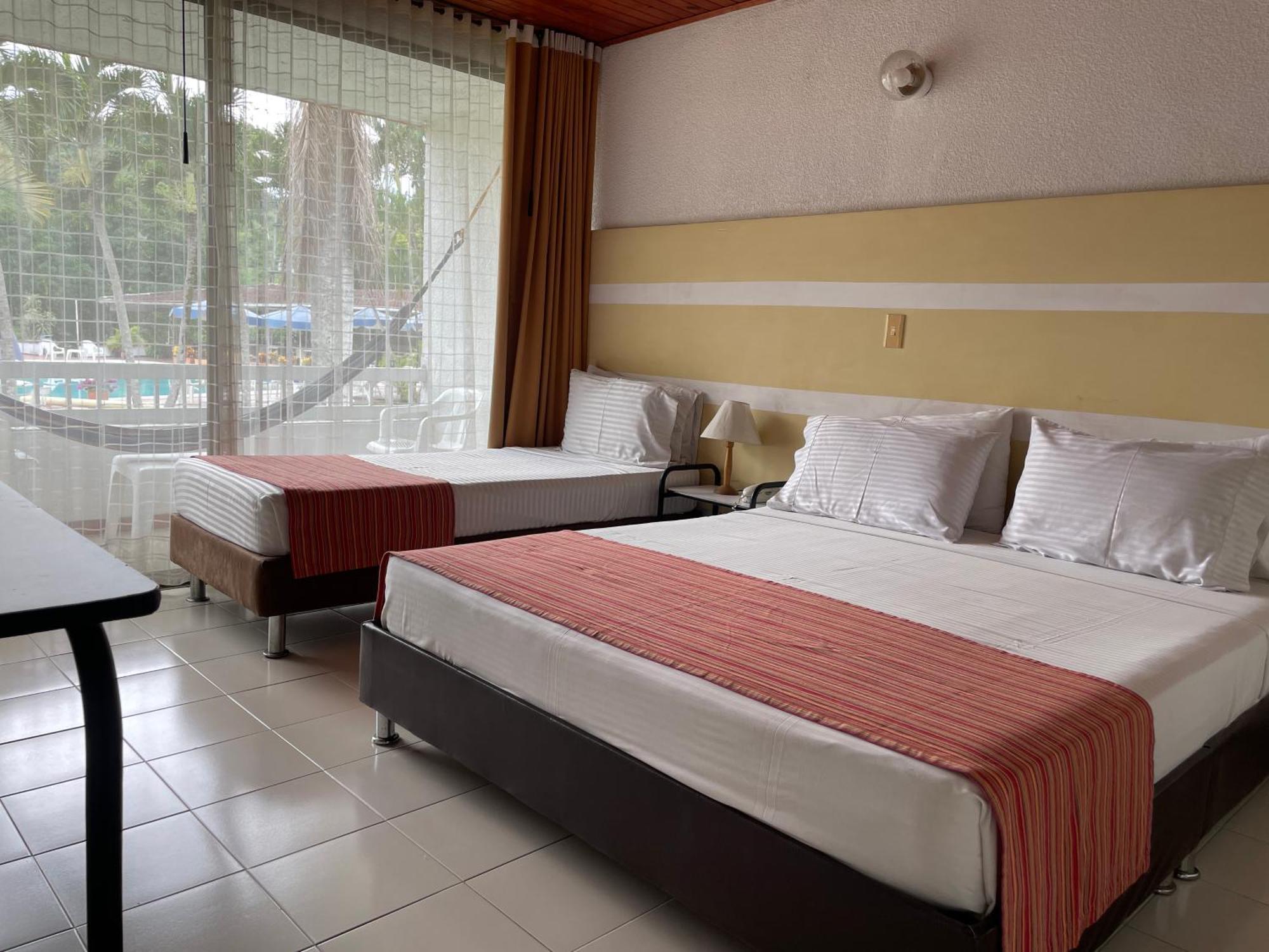 Hotel Hacienda El Diamante Villeta Eksteriør billede