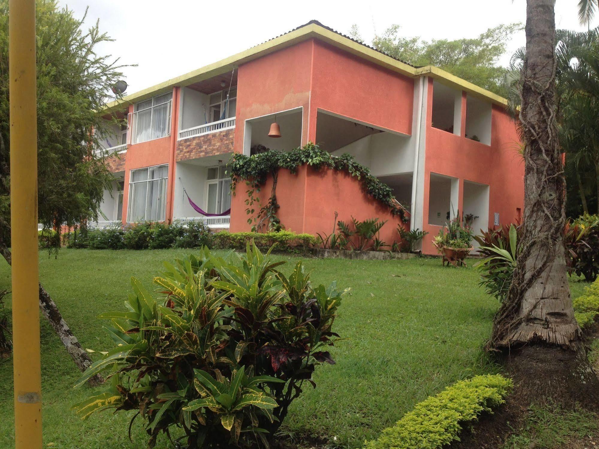 Hotel Hacienda El Diamante Villeta Eksteriør billede