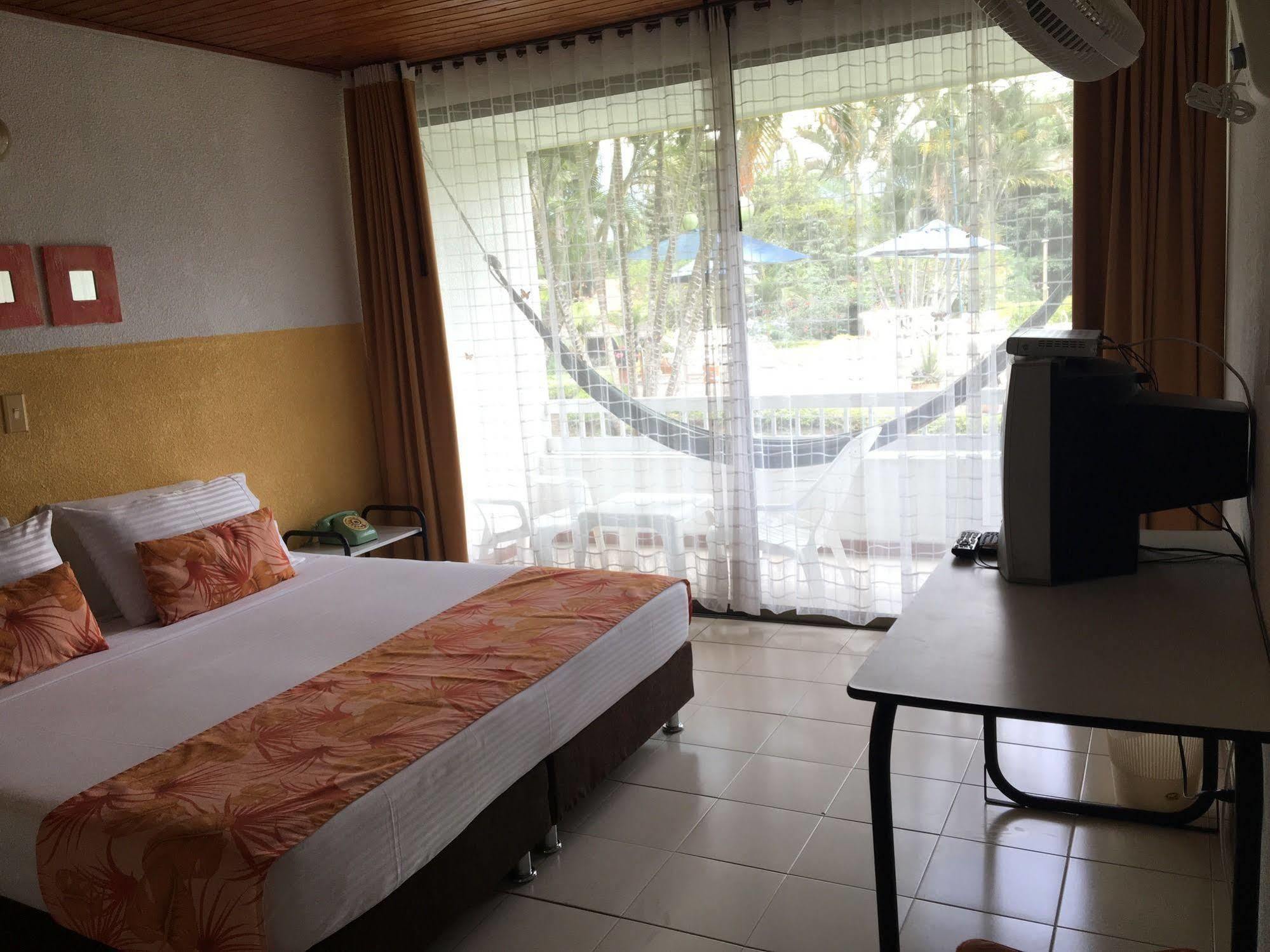 Hotel Hacienda El Diamante Villeta Eksteriør billede