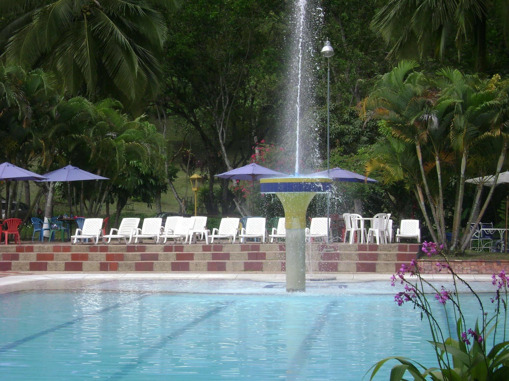 Hotel Hacienda El Diamante Villeta Eksteriør billede