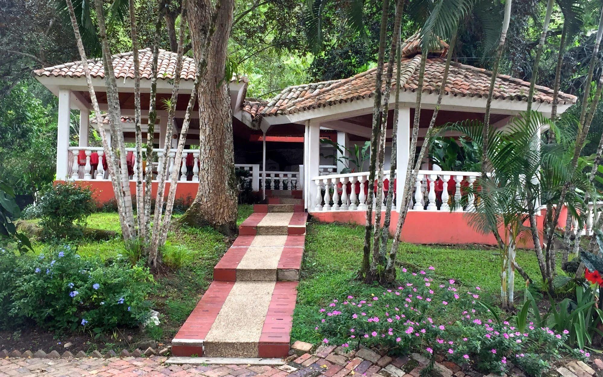 Hotel Hacienda El Diamante Villeta Eksteriør billede