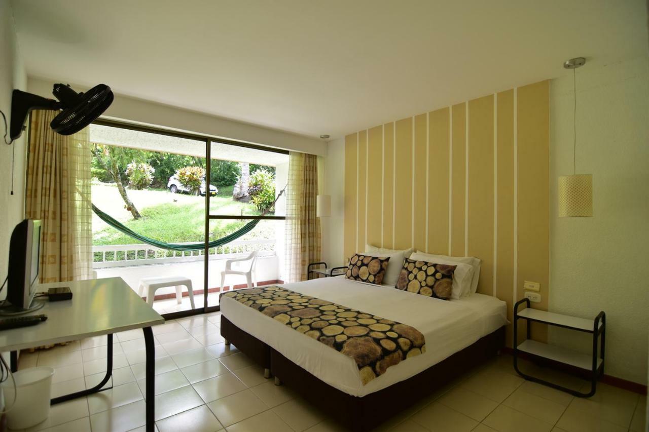 Hotel Hacienda El Diamante Villeta Eksteriør billede